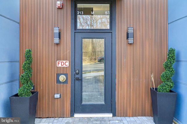 2213 M St NE Unit 4, Washington, DC 20002