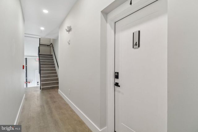 2213 M St NE Unit 4, Washington, DC 20002