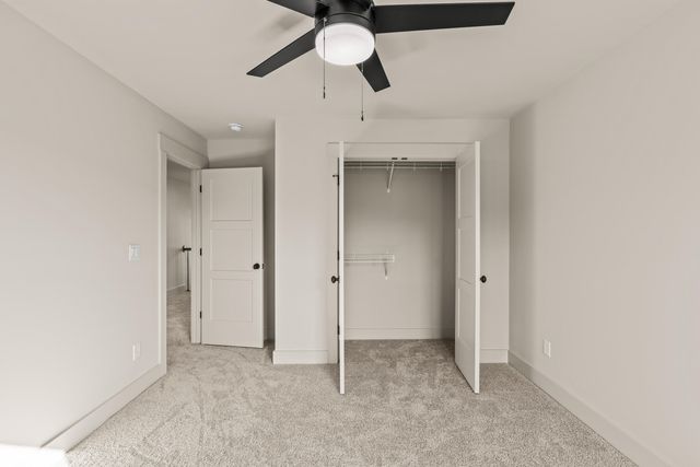 274 Willow Grove Court 72, Ringgold, GA 30736