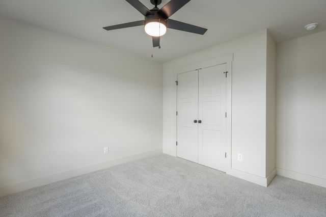 274 Willow Grove Court 72, Ringgold, GA 30736