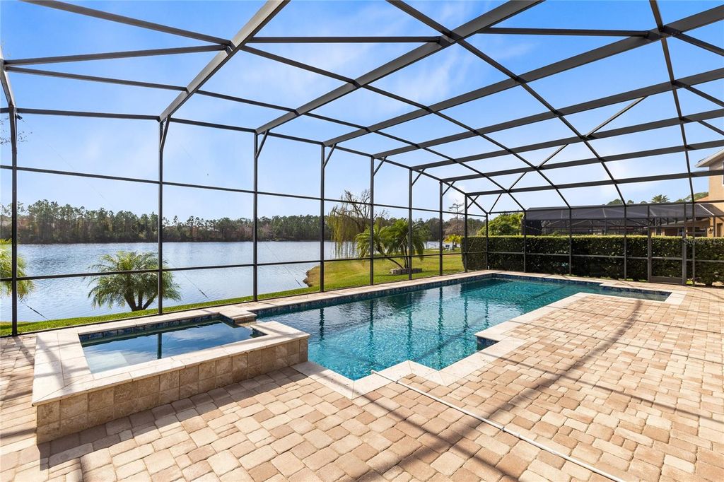 Image 3 of property listing at 9958 OAK QUARRY DRIVE, Orlando, FL 32832