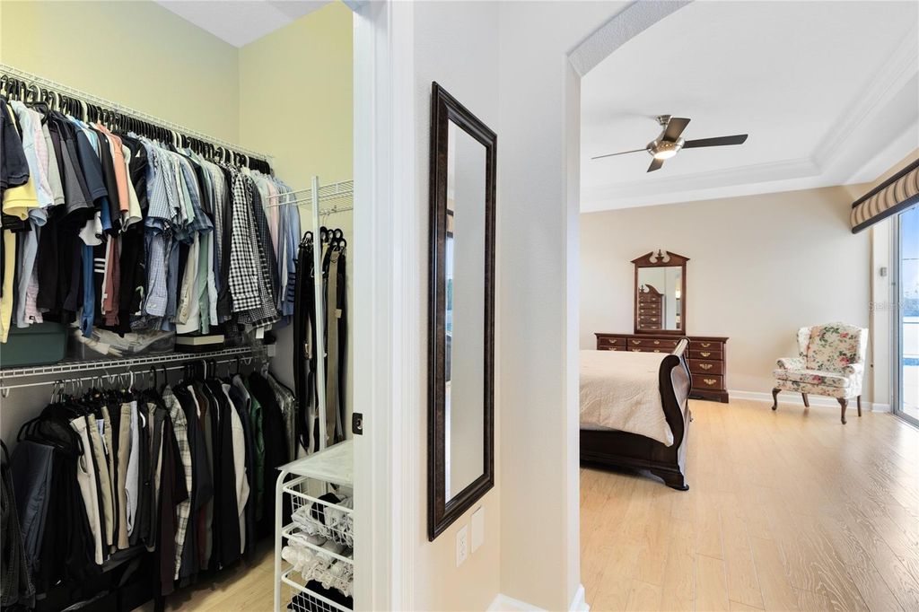 Image 25 of property listing at 9958 OAK QUARRY DRIVE, Orlando, FL 32832