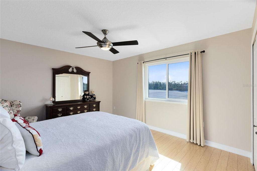 Image 34 of property listing at 9958 OAK QUARRY DRIVE, Orlando, FL 32832