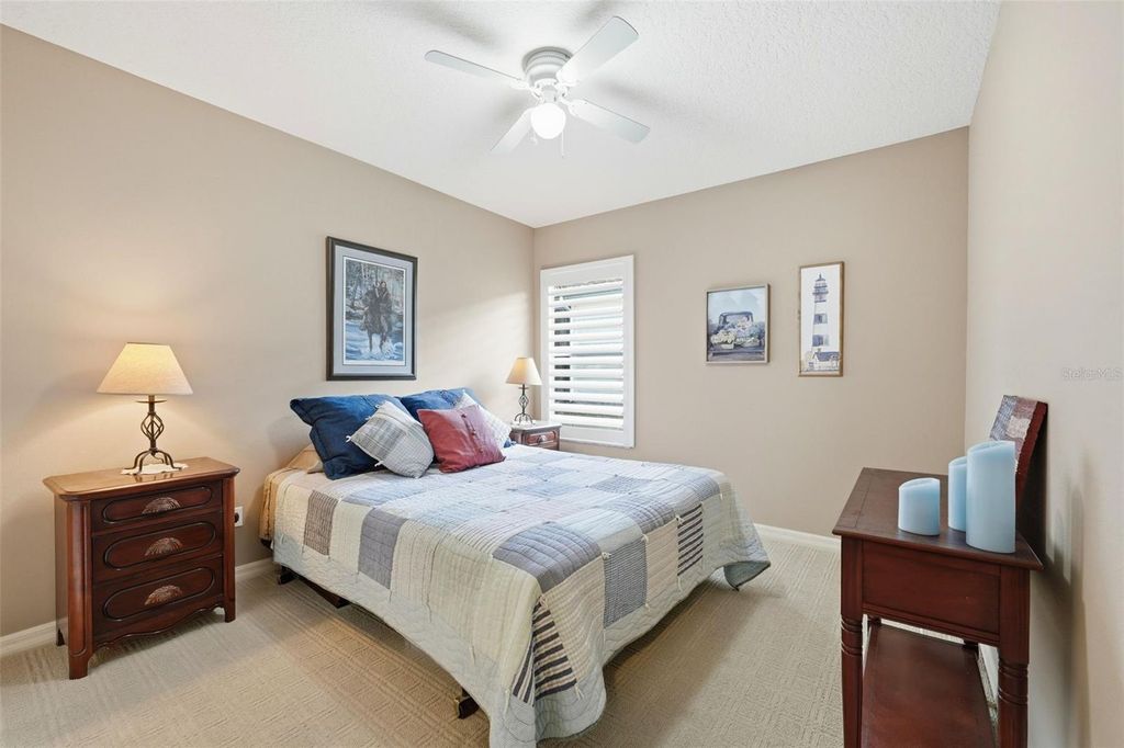 Image 30 of property listing at 5135 INDIAN OCEAN LOOP, Tavares, FL 32778