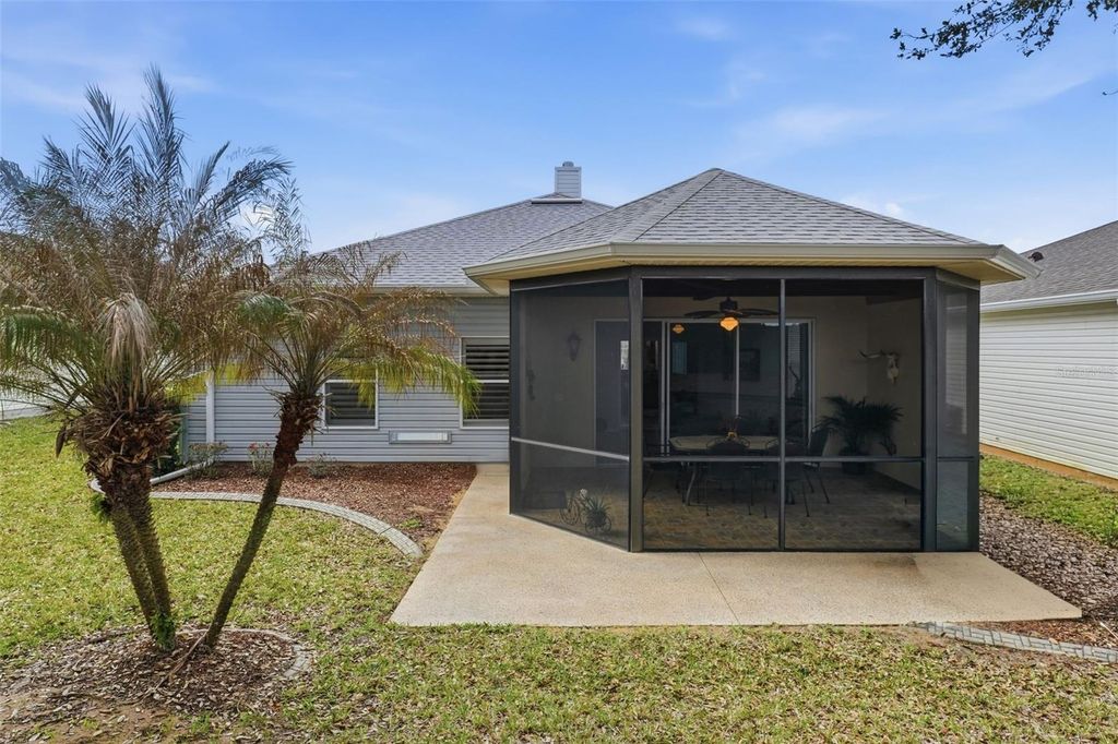 Image 42 of property listing at 5135 INDIAN OCEAN LOOP, Tavares, FL 32778