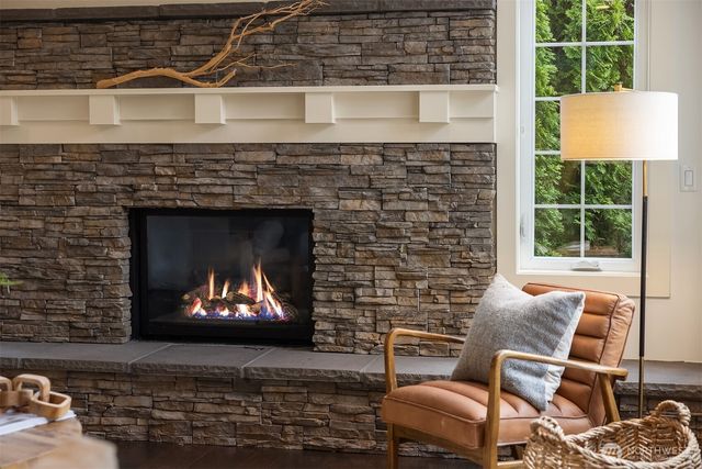 1447 26th Avenue NE, Issaquah, WA 98029