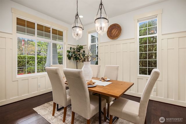 1447 26th Avenue NE, Issaquah, WA 98029