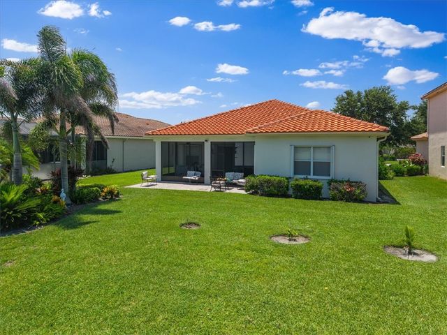 5566 55th Avenue, Vero Beach, FL 32967