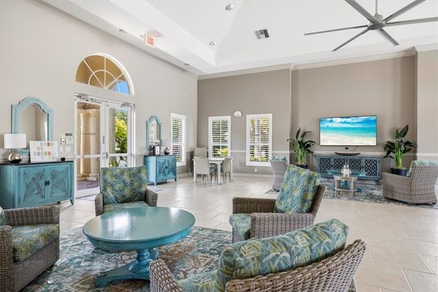 5566 55th Avenue, Vero Beach, FL 32967