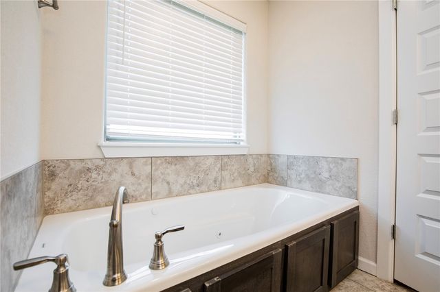 334 W Tyler Road, Farmington, AR 72730