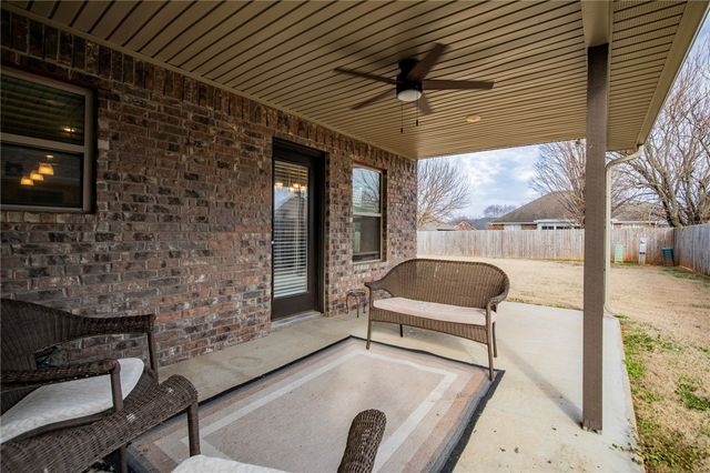 334 W Tyler Road, Farmington, AR 72730