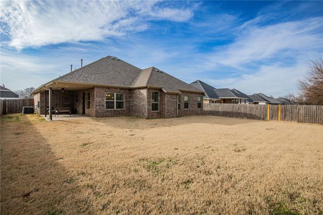 334 W Tyler Road, Farmington, AR 72730