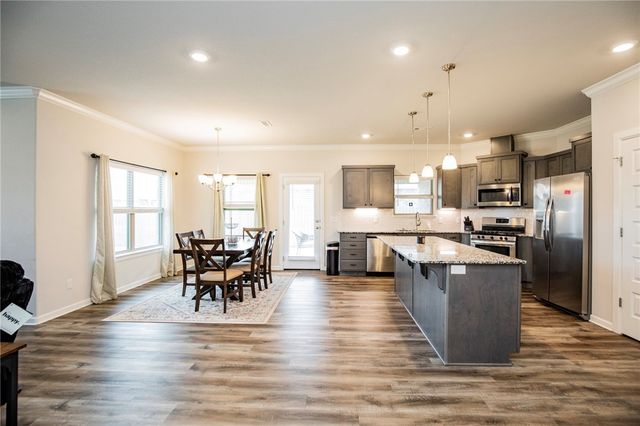 334 W Tyler Road, Farmington, AR 72730