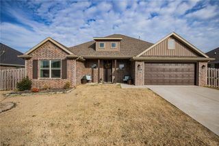 334 W Tyler Road, Farmington, AR 72730