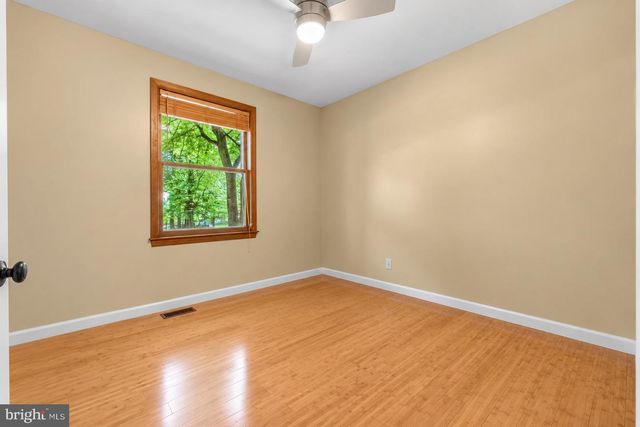 313 GREEN ARBOR DR, Fredericksburg, VA 22407