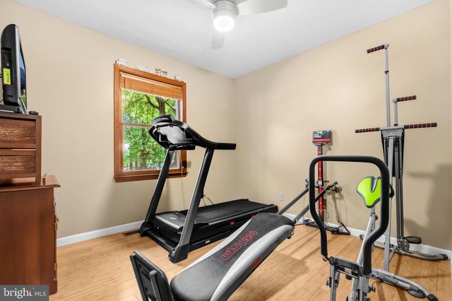 313 GREEN ARBOR DR, Fredericksburg, VA 22407