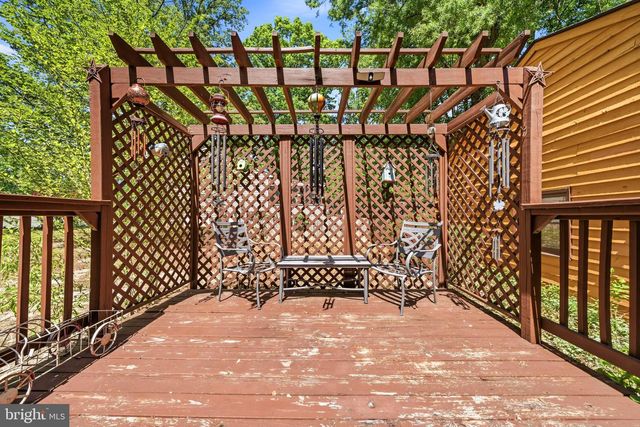 313 GREEN ARBOR DR, Fredericksburg, VA 22407