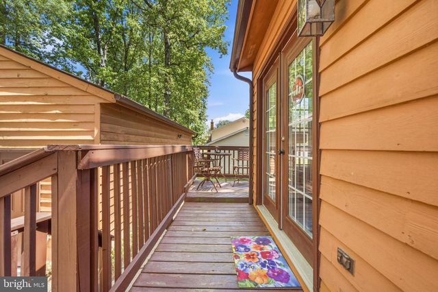 313 GREEN ARBOR DR, Fredericksburg, VA 22407