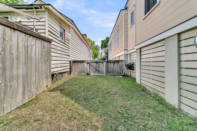 19 Ashton Street, Charleston, SC 29403