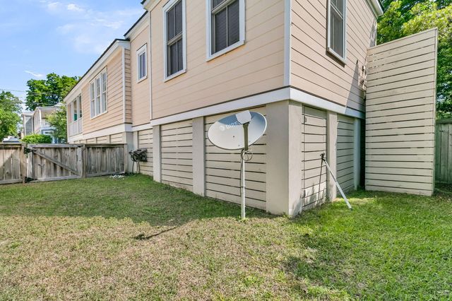 19 Ashton Street, Charleston, SC 29403