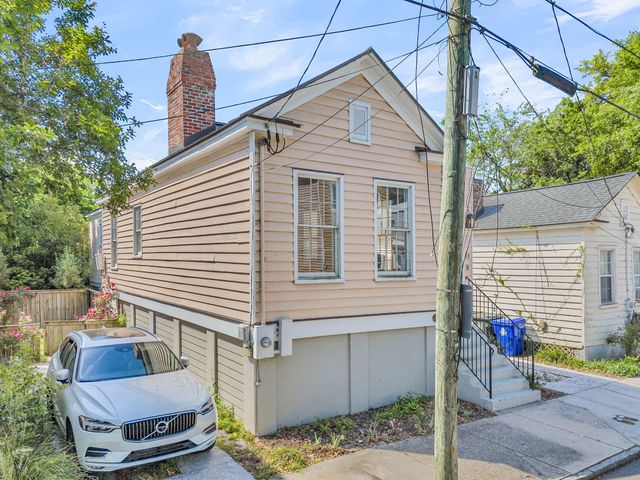 19 Ashton Street, Charleston, SC 29403