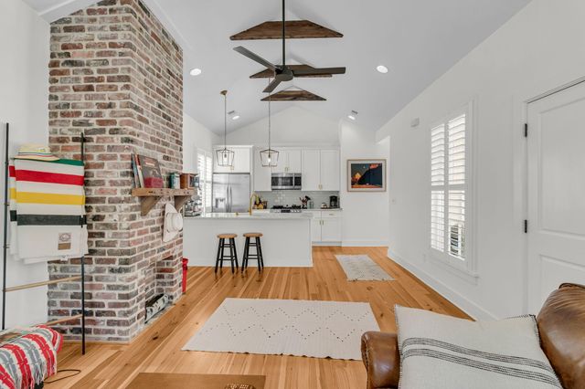 19 Ashton Street, Charleston, SC 29403