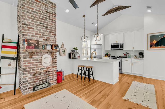 19 Ashton Street, Charleston, SC 29403