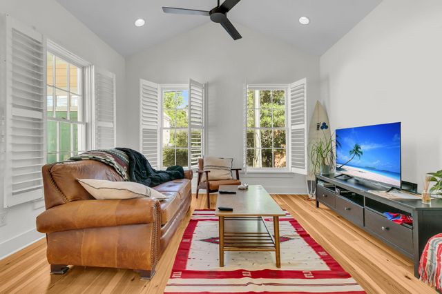 19 Ashton Street, Charleston, SC 29403