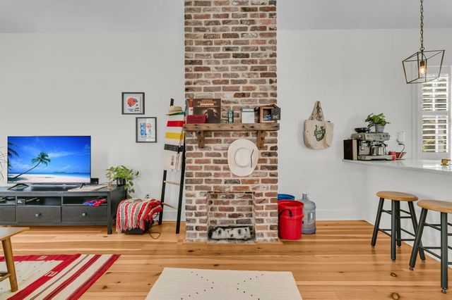 19 Ashton Street, Charleston, SC 29403