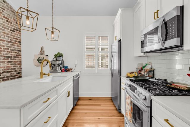 19 Ashton Street, Charleston, SC 29403
