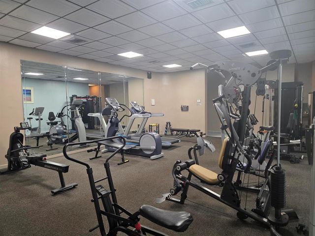 1001 Colony Point Circle 405, Pembroke Pines, FL 33026