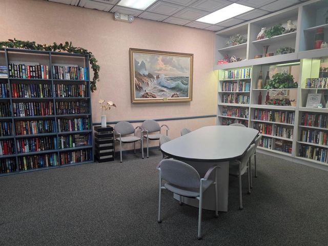 1001 Colony Point Circle 405, Pembroke Pines, FL 33026