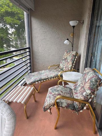1001 Colony Point Circle 405, Pembroke Pines, FL 33026