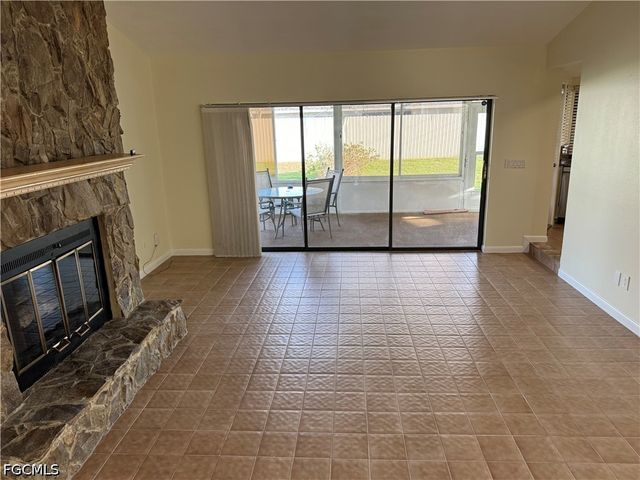 1716 SE 6th ST, Cape Coral, FL 33990