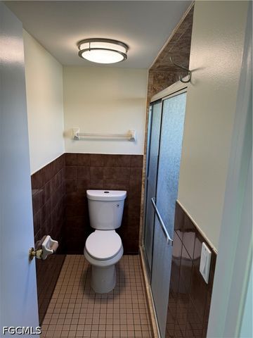 1716 SE 6th ST, Cape Coral, FL 33990