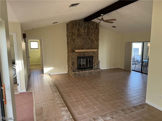 1716 SE 6th ST, Cape Coral, FL 33990