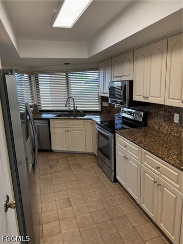 1716 SE 6th ST, Cape Coral, FL 33990