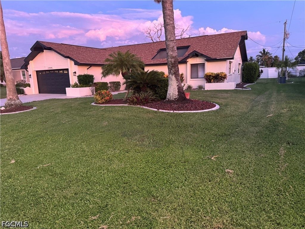 1716 SE 6th ST, Cape Coral, FL 33990