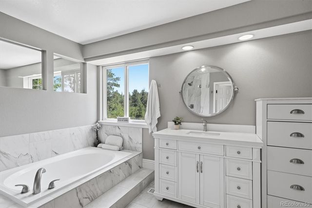 1614 Gore Drive, Larkspur, CO 80118