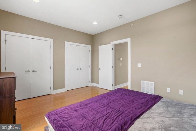 884 N LAWRENCE ST, Philadelphia, PA 19123