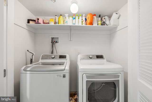 884 N LAWRENCE ST, Philadelphia, PA 19123