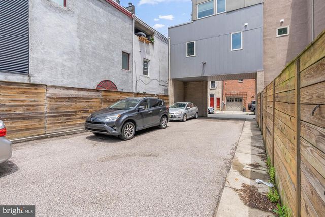 884 N LAWRENCE ST, Philadelphia, PA 19123