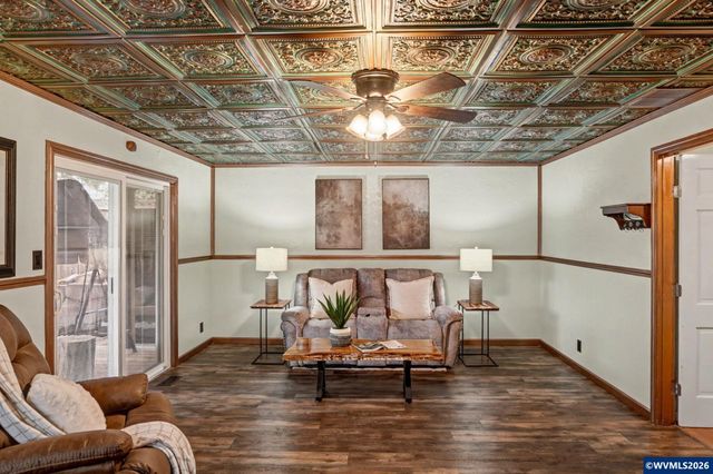 1586 Ewald Av SE, Salem, OR 97302