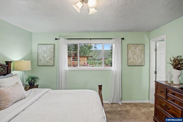 1586 Ewald Av SE, Salem, OR 97302