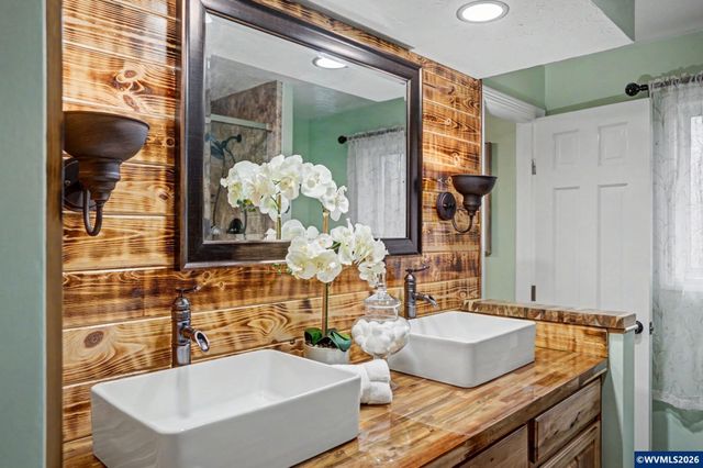 1586 Ewald Av SE, Salem, OR 97302