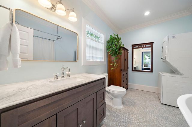 2019 Crockett Street, Houston, TX 77007