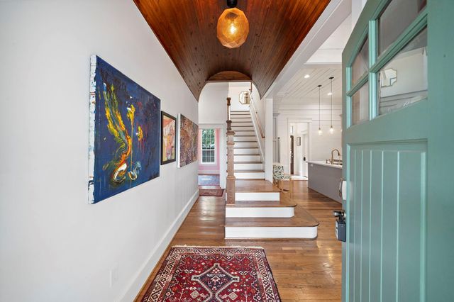 2019 Crockett Street, Houston, TX 77007