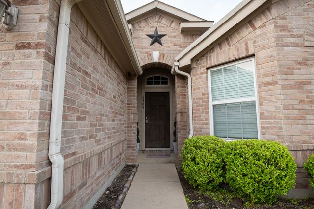 6305 Pool View Drive, Dallas, TX 75249