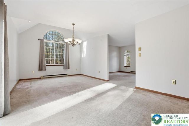 2144 Hill Road, Chestnuthill Twp, PA 18330