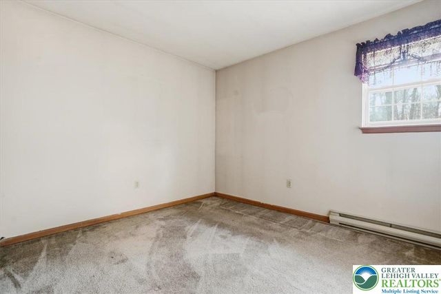 2144 Hill Road, Chestnuthill Twp, PA 18330